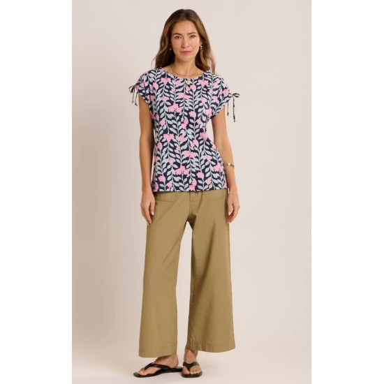 Brisa T-Shirt- Spring Vine Print