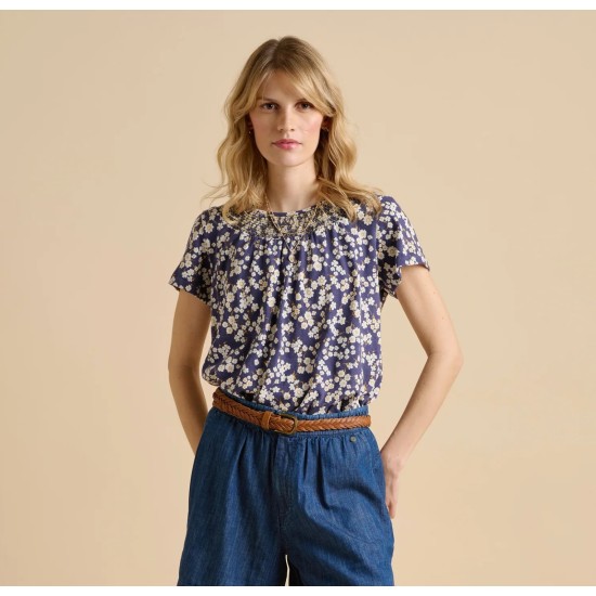 Floating Daisy T-Shirt